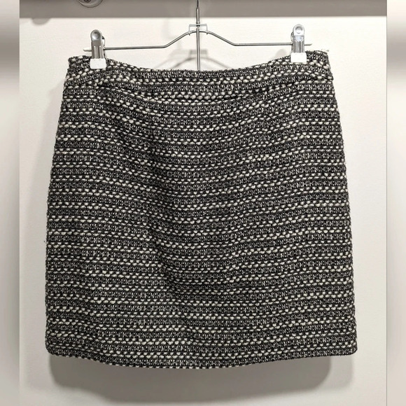 Ann Taylor LOFT Black White Tweed Career Office Mini Skirt Size 6 Petite - Picture 2 of 6